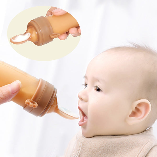 No More Mess With this All-In-One Baby Fresh Food Nibbler and Silicone Spoon